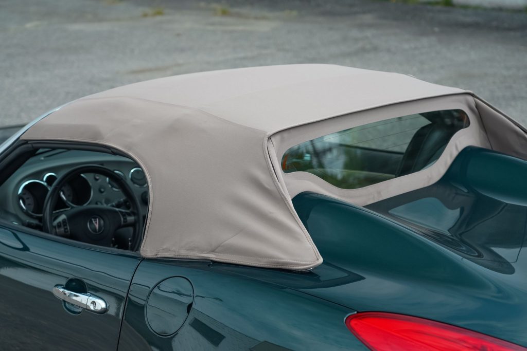 17k-Mile 2008 Pontiac Solstice 5-Speed