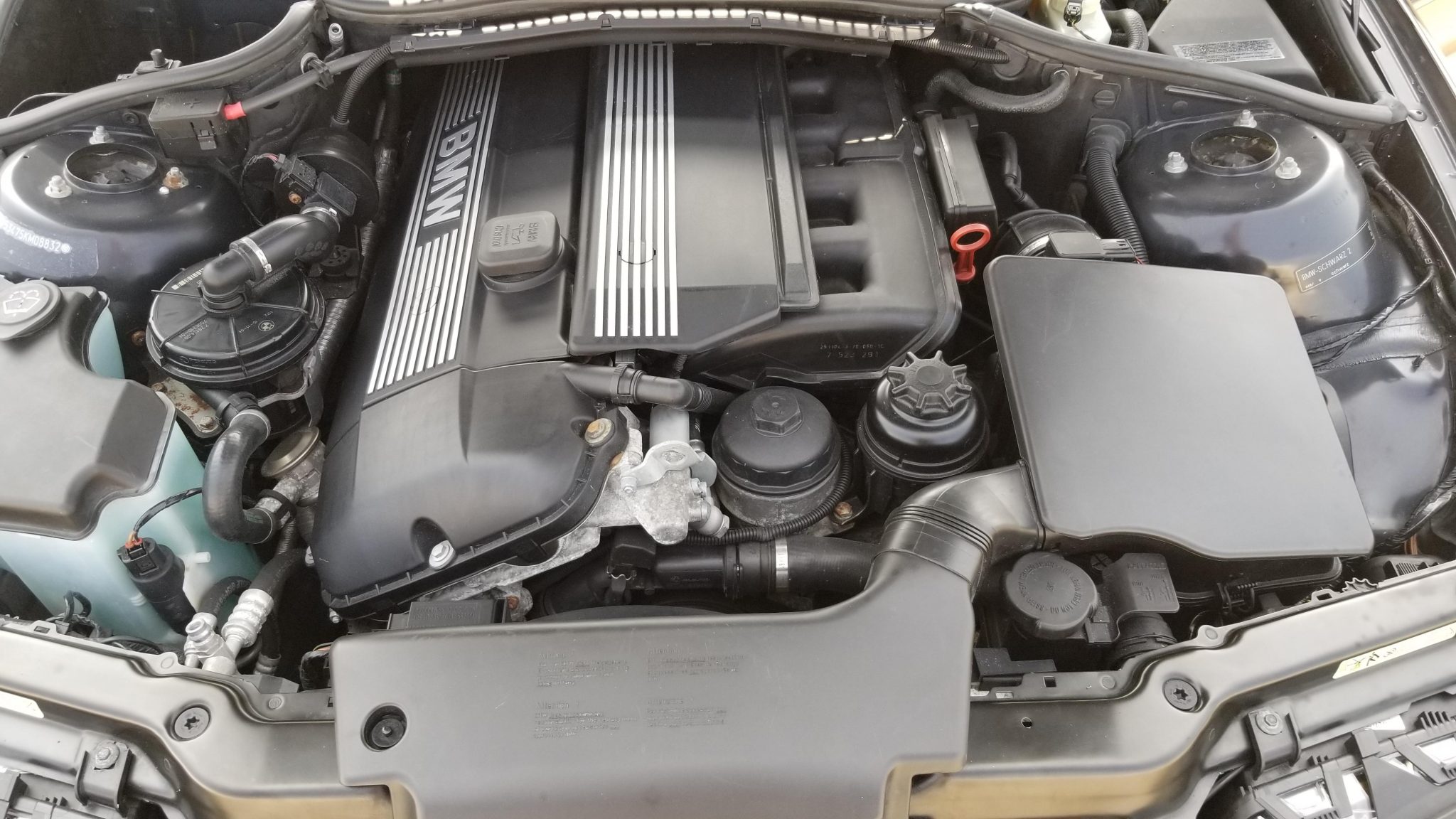 2005 BMW 330i ZHP 6-Speed – Sesame Cars