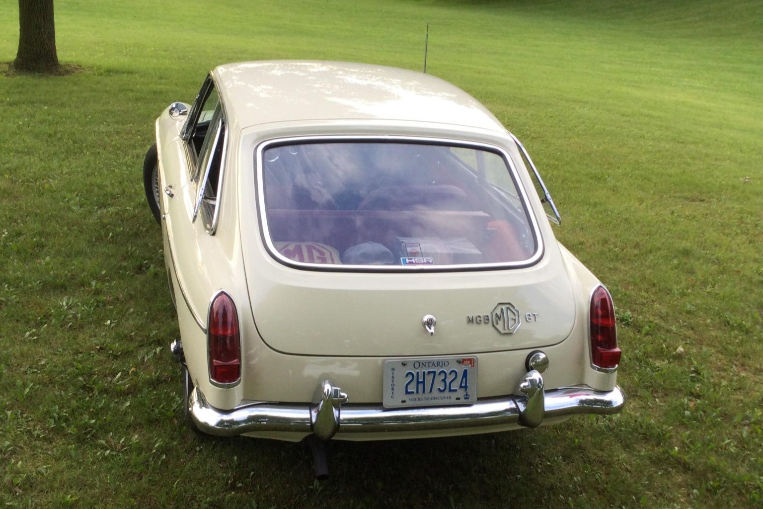 1966 MG MGB GT – Sesame Cars