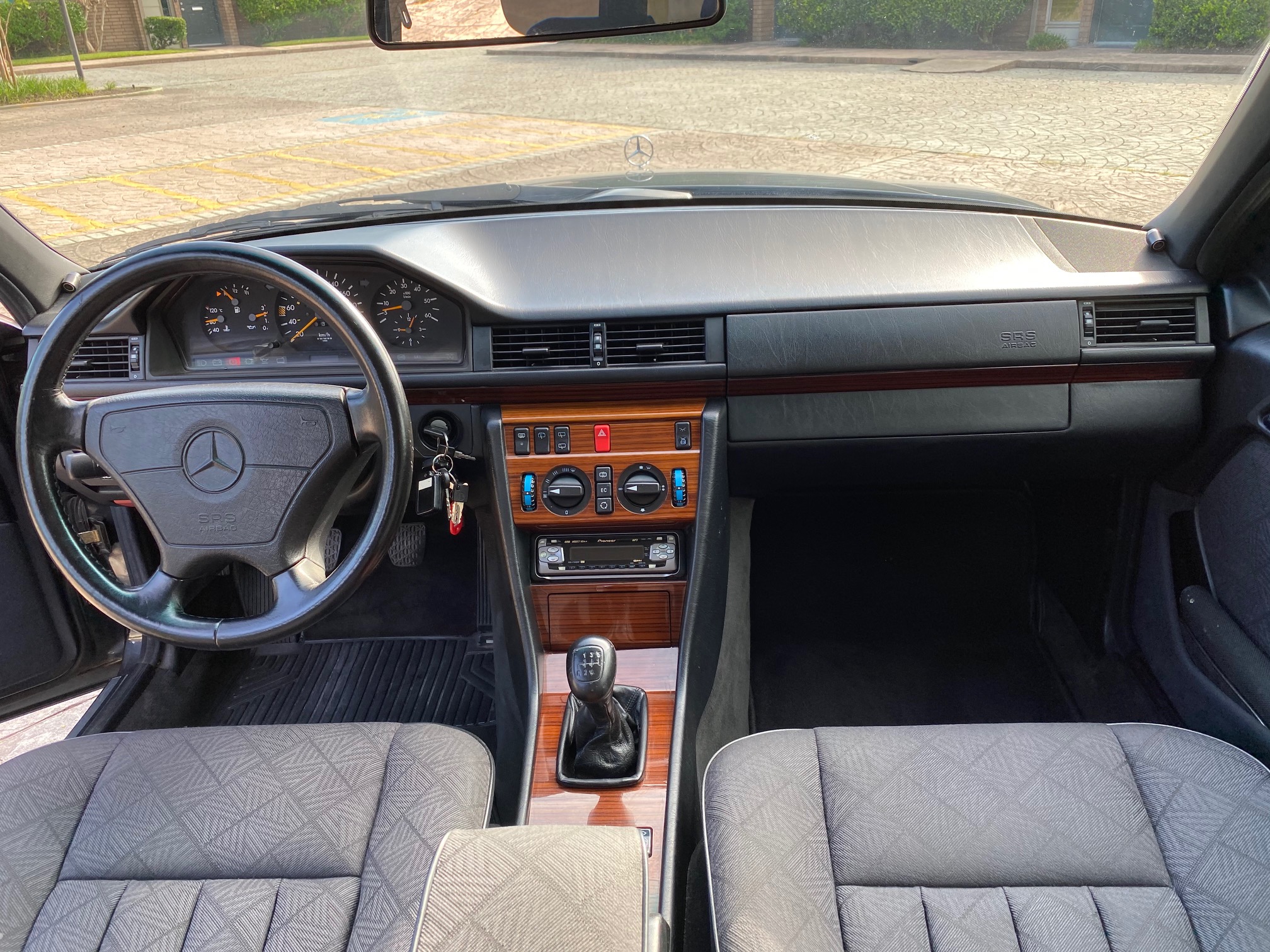 1994 Mercedes-Benz E250 Diesel Wagon 5-Speed – Sesame Cars