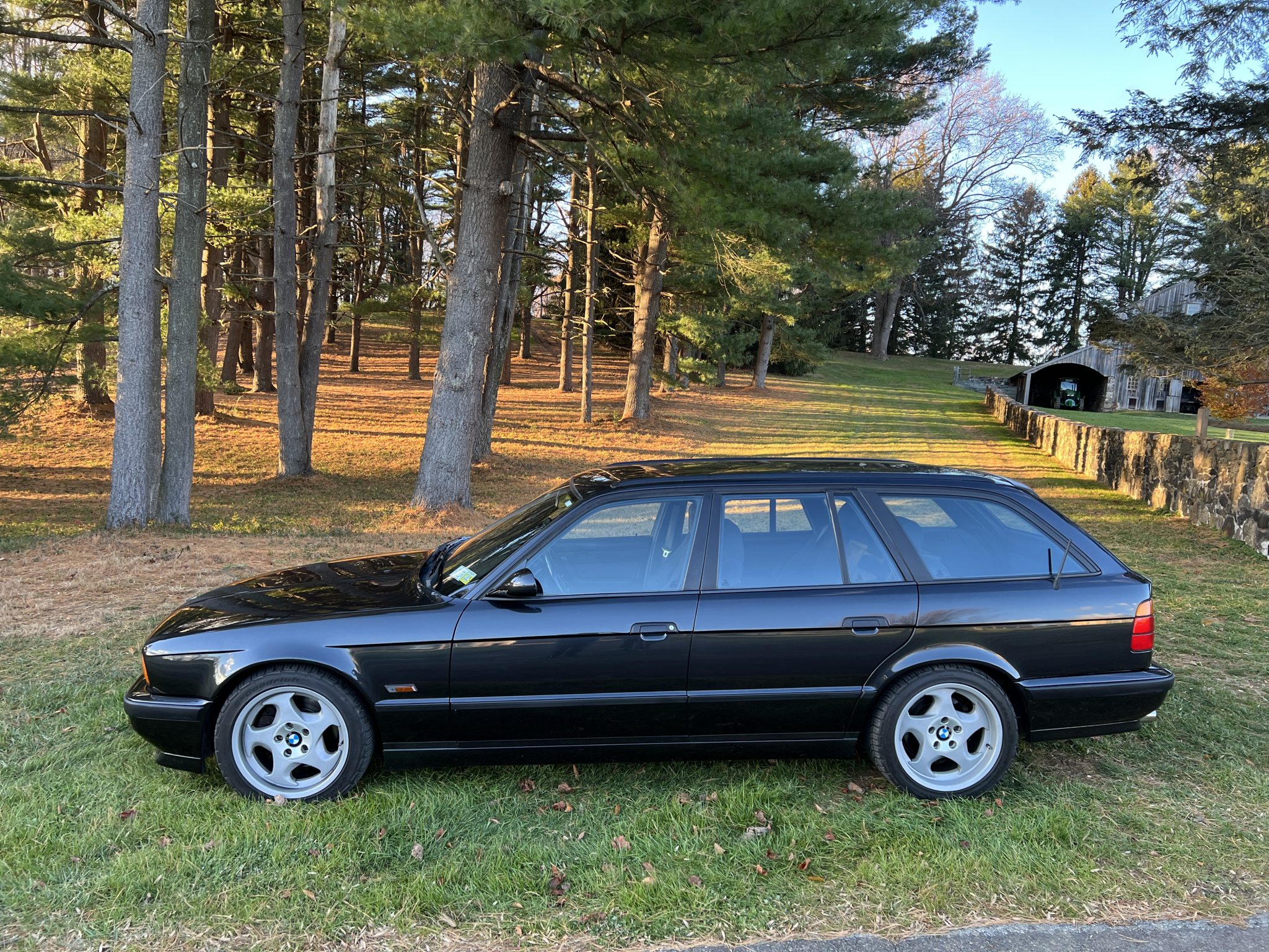 1992-bmw-m5-touring-sesame-cars